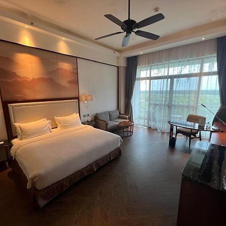 Forest City Golf Hotel Nusajaya  Kültér fotó