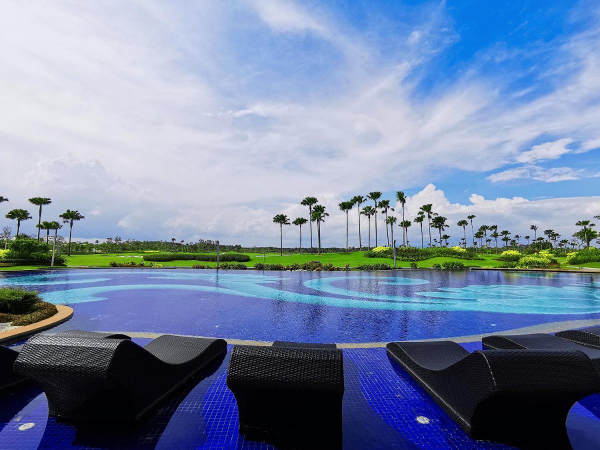 Forest City Golf Hotel Nusajaya  Kültér fotó