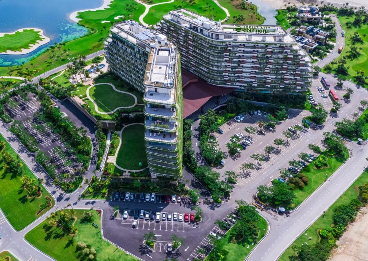 Forest City Golf Hotel Nusajaya  Kültér fotó