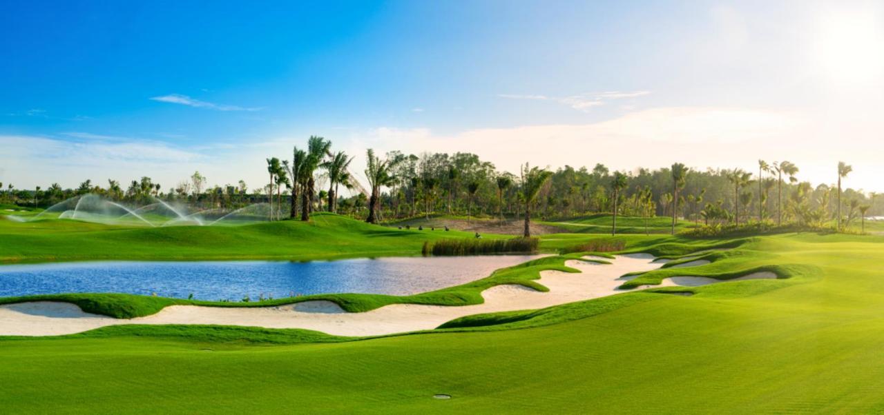 Forest City Golf Hotel Nusajaya  Kültér fotó