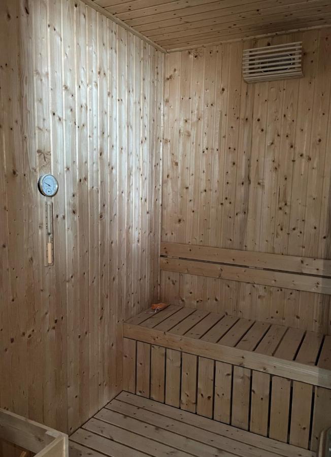 Forest City Golf Hotel Nusajaya  Kültér fotó