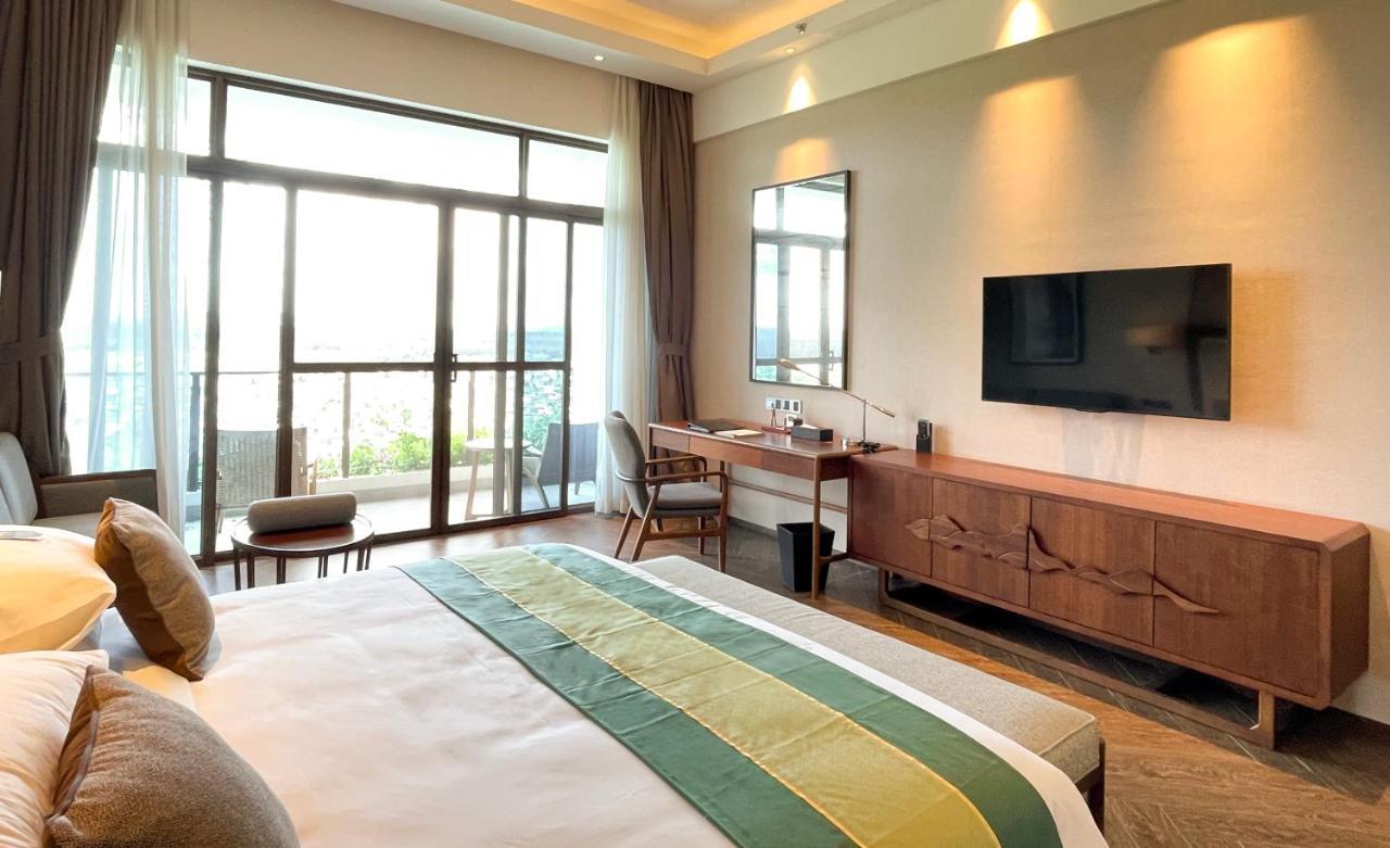 Forest City Golf Hotel Nusajaya  Kültér fotó