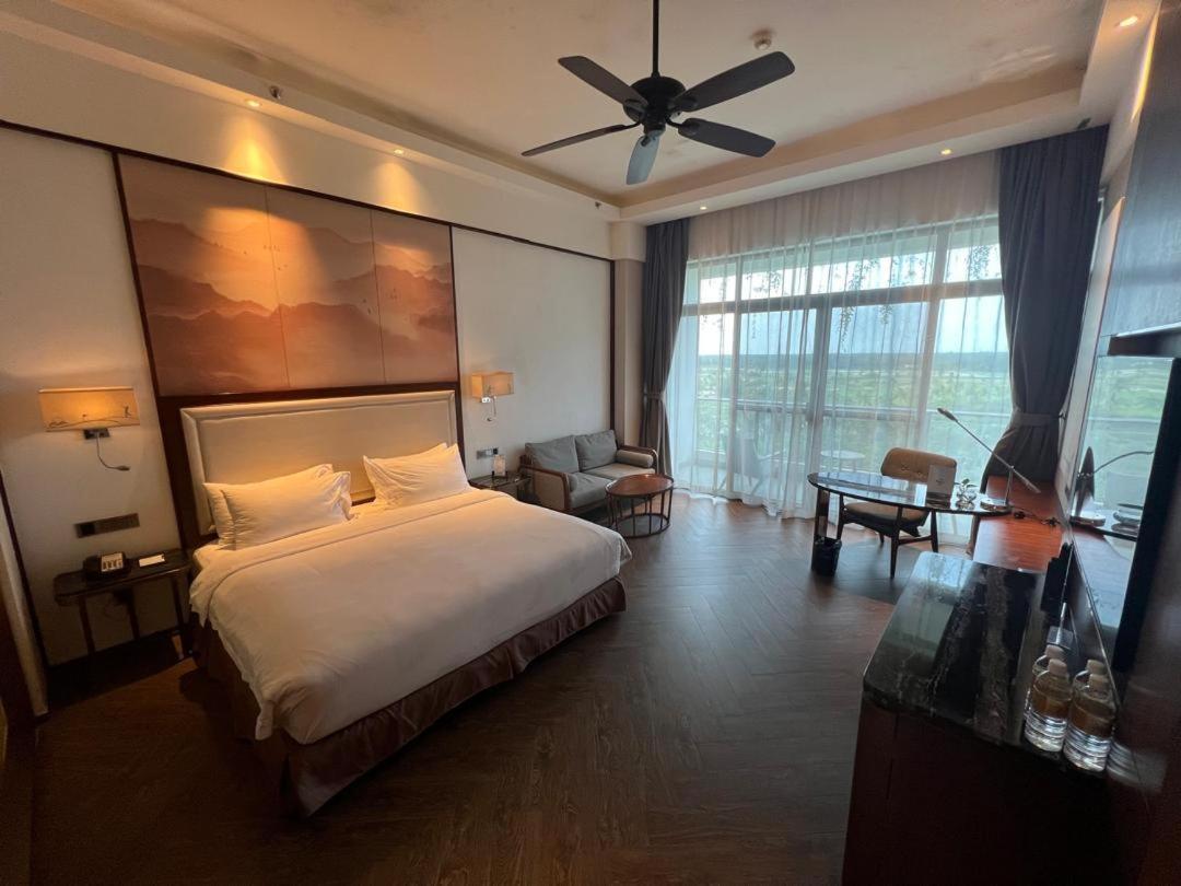Forest City Golf Hotel Nusajaya  Kültér fotó